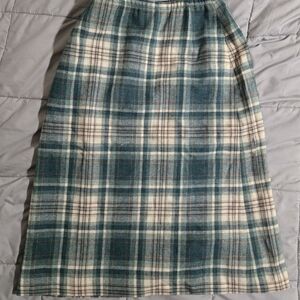 Pendelton Wool Green Plaid Skirt Sz 10